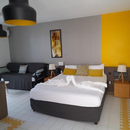Studio 25 M Manganao Joela 4 Personnes Avec Machine A Laver (Adults Only) แซงต์-ฟรองซัวส์ ภายนอก รูปภาพ